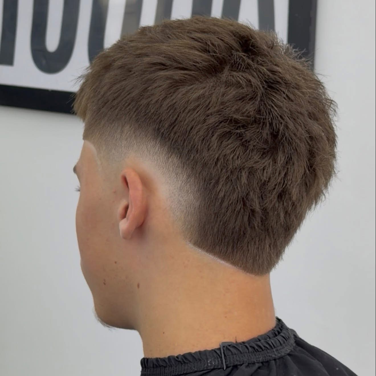 Clean tapered neckline and textured top